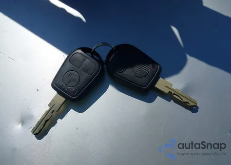 1998 BMW 540Ia z USA, uszkodzony, nr VIN WBADE6324WBW60247